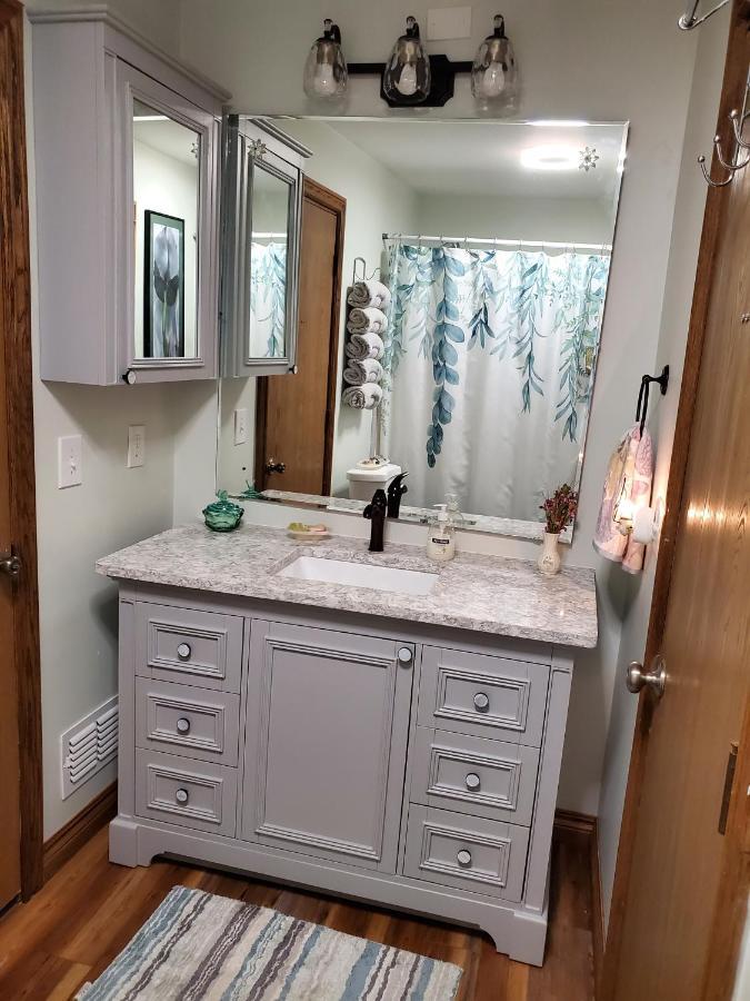 Hampton House Apartment Clinton Township ภายนอก รูปภาพ
