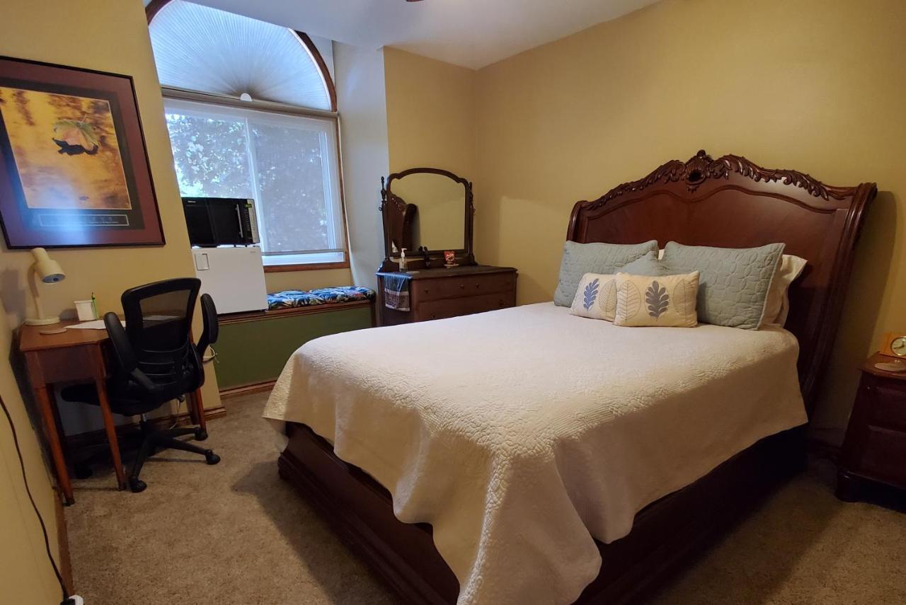Hampton House Apartment Clinton Township ภายนอก รูปภาพ